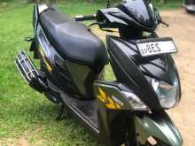 https://riyasewana.com/uploads/yamaha-ray-zr-2311555622292.jpg