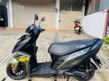 Yamaha Ray Zr 2018 Motorbike