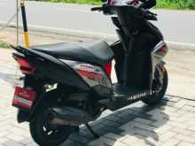 https://riyasewana.com/uploads/yamaha-ray-zr-231424231666.jpg