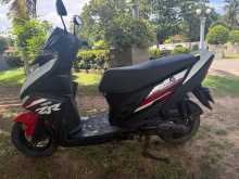 https://riyasewana.com/uploads/yamaha-ray-zr-239444013592.jpg