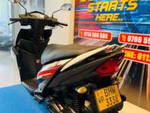 https://riyasewana.com/uploads/yamaha-ray-zr-241204171594.jpg