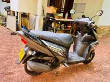 https://riyasewana.com/uploads/yamaha-ray-zr-2416105613834.jpg