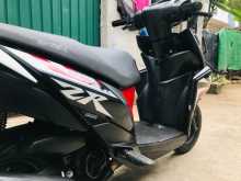 https://riyasewana.com/uploads/yamaha-ray-zr-2421410413923.jpg