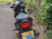 https://riyasewana.com/uploads/yamaha-ray-zr-251025024413.jpg