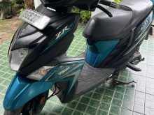https://riyasewana.com/uploads/yamaha-ray-zr-2513024222092.jpg