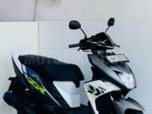 Yamaha Ray Zr Model 2017 Motorbike