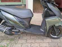 https://riyasewana.com/uploads/yamaha-ray-zr-2516233513922.jpg