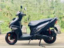 https://riyasewana.com/uploads/yamaha-ray-zr-2519383024083.jpg