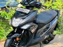 Yamaha Ray Zr 2018 Motorbike