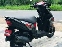 https://riyasewana.com/uploads/yamaha-ray-zr-25859001096.jpg