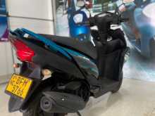 https://riyasewana.com/uploads/yamaha-ray-zr-261037041943.jpg