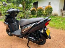 https://riyasewana.com/uploads/yamaha-ray-zr-261220046096.jpg