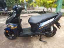 https://riyasewana.com/uploads/yamaha-ray-zr-2620275113153.jpg