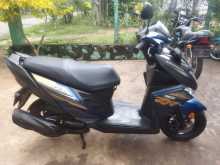 https://riyasewana.com/uploads/yamaha-ray-zr-2620275113892.jpg