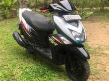 https://riyasewana.com/uploads/yamaha-ray-zr-2621280122333.jpg