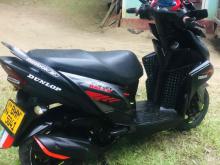 https://riyasewana.com/uploads/yamaha-ray-zr-2712274724613.jpg