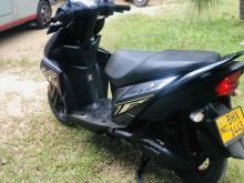 https://riyasewana.com/uploads/yamaha-ray-zr-2712305924073.jpg