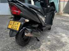 https://riyasewana.com/uploads/yamaha-ray-zr-2716285922773.jpg