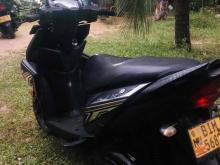 https://riyasewana.com/uploads/yamaha-ray-zr-2719120224913.jpg