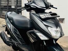 https://riyasewana.com/uploads/yamaha-ray-zr-276045724823.jpg