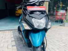https://riyasewana.com/uploads/yamaha-ray-zr-27929401152.jpg