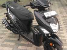 https://riyasewana.com/uploads/yamaha-ray-zr-2811275922112.jpg
