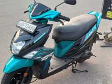 https://riyasewana.com/uploads/yamaha-ray-zr-281450561513.jpg