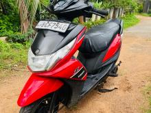 Yamaha Ray ZR 2015 Motorbike