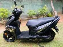 https://riyasewana.com/uploads/yamaha-ray-zr-28544313474.jpg