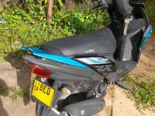 https://riyasewana.com/uploads/yamaha-ray-zr-2919345813202.jpg
