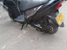 https://riyasewana.com/uploads/yamaha-ray-zr-29443713684.jpg
