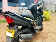 https://riyasewana.com/uploads/yamaha-ray-zr-29481522893.jpg