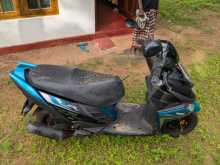 https://riyasewana.com/uploads/yamaha-ray-zr-29838381074.jpg