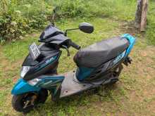 https://riyasewana.com/uploads/yamaha-ray-zr-29838381852.jpg