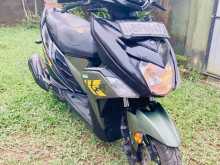 Yamaha Ray Zr Onlight Model 2017 Motorbike