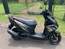 Yamaha RAY ZR DARK KNIGHT EDITION 2020 Motorbike