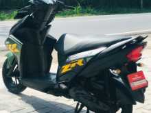 https://riyasewana.com/uploads/yamaha-ray-zr-301706091505.jpg