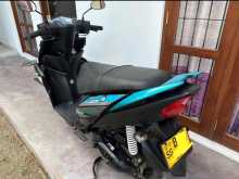 https://riyasewana.com/uploads/yamaha-ray-zr-3019022713762.jpg