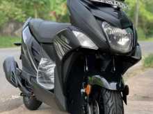 Yamaha Ray Zr 2018 Motorbike