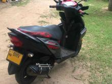 https://riyasewana.com/uploads/yamaha-ray-zr-310364924621.jpg