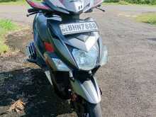 https://riyasewana.com/uploads/yamaha-ray-zr-31532504062.jpg