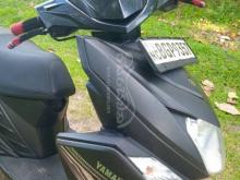 https://riyasewana.com/uploads/yamaha-ray-zr-3160313670661.jpg