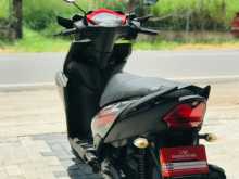 https://riyasewana.com/uploads/yamaha-ray-zr-31631091566.jpg