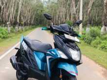 https://riyasewana.com/uploads/yamaha-ray-zr-317384622642.jpg