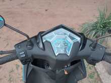https://riyasewana.com/uploads/yamaha-ray-zr-31920215002.jpg
