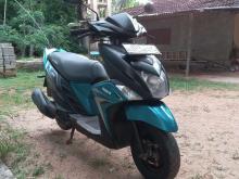 https://riyasewana.com/uploads/yamaha-ray-zr-31920586084.jpg