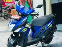 Yamaha Ray ZR STEET RALLY 2018 Motorbike
