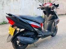 https://riyasewana.com/uploads/yamaha-ray-zr-3630191266.jpg