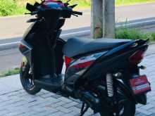 https://riyasewana.com/uploads/yamaha-ray-zr-3955151706.jpg