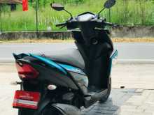 https://riyasewana.com/uploads/yamaha-ray-zr-41000551853.jpg